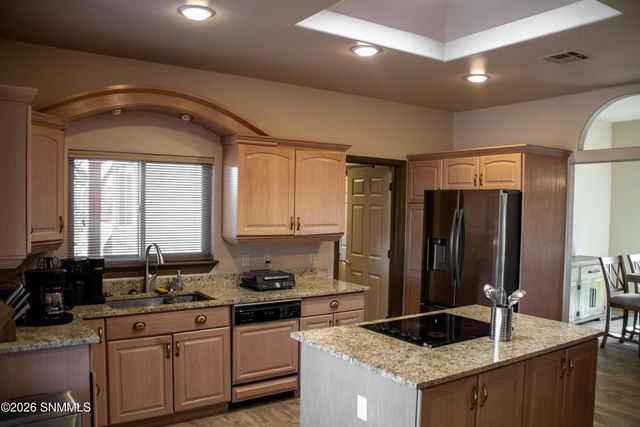 3436 Vista Primera Road, Las Cruces, NM 88011