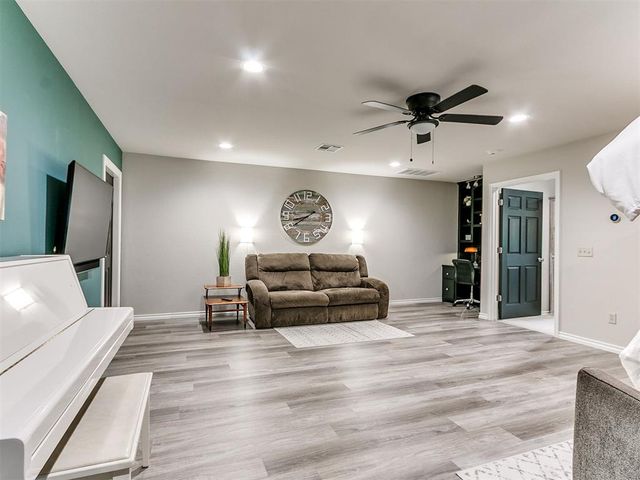 1431 Townsend Glen, Blanchard, OK 73010