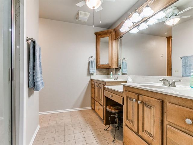 1431 Townsend Glen, Blanchard, OK 73010
