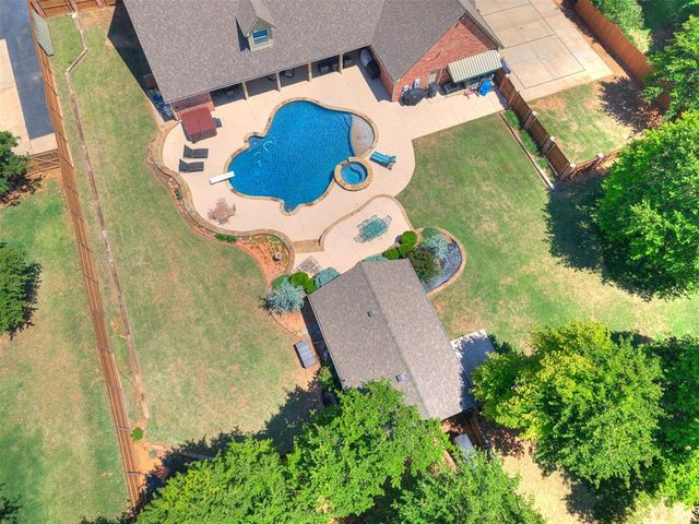 1431 Townsend Glen, Blanchard, OK 73010