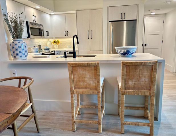 110 N Federal Highway 715, Fort Lauderdale, FL 33301