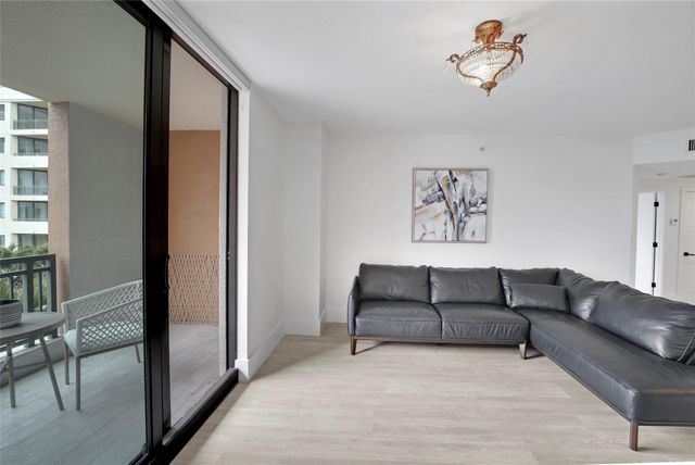 110 N Federal Highway 715, Fort Lauderdale, FL 33301