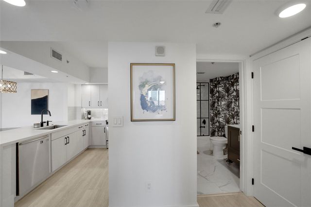 110 N Federal Highway 715, Fort Lauderdale, FL 33301