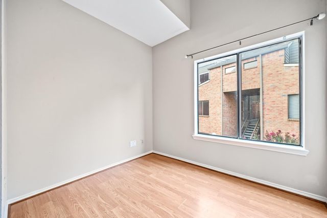 2023 Gentryside Drive 204, Houston, TX 77077