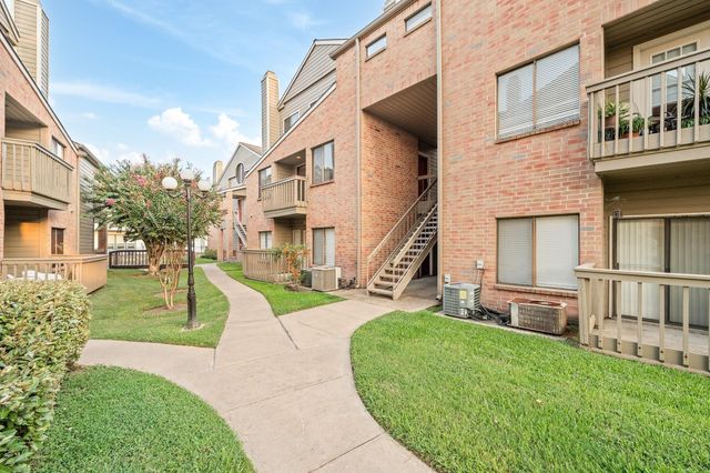2023 Gentryside Drive 204, Houston, TX 77077