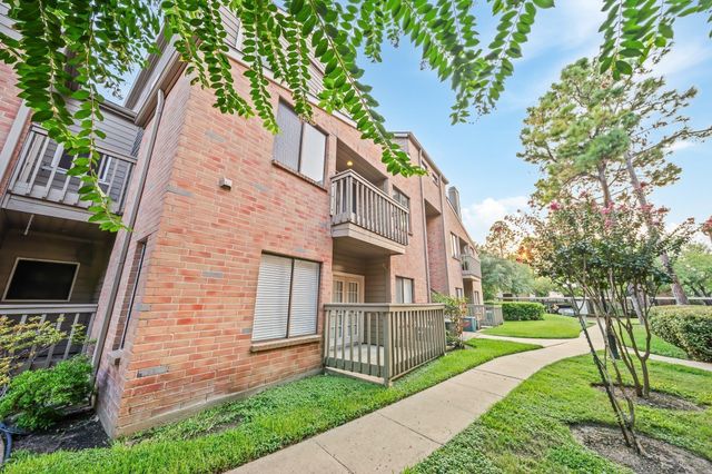 2023 Gentryside Drive 204, Houston, TX 77077