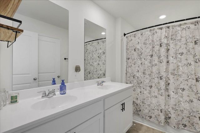 3227 Rolling Meadow Way NE, Cleveland, TN 37323