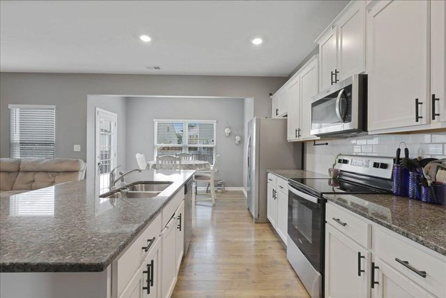 3227 Rolling Meadow Way NE, Cleveland, TN 37323