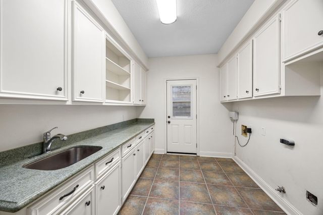 15742 Walkwood Drive, Houston, TX 77079