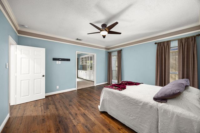 15742 Walkwood Drive, Houston, TX 77079