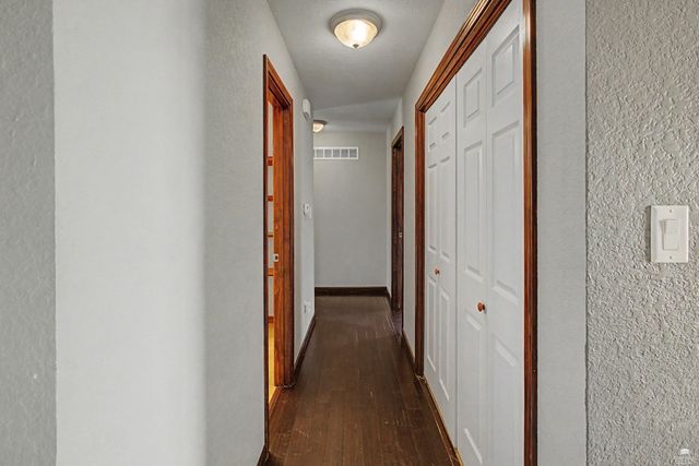 3111 Oakwood Drive, Junction City, KS 66441