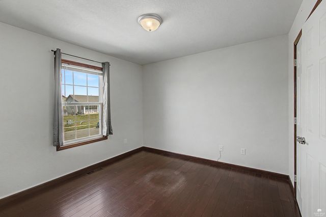 3111 Oakwood Drive, Junction City, KS 66441