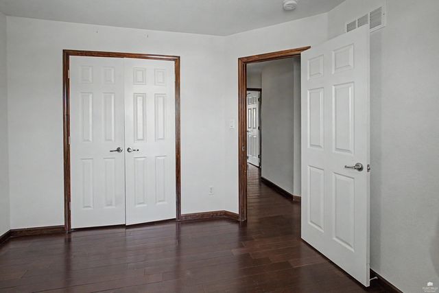 3111 Oakwood Drive, Junction City, KS 66441