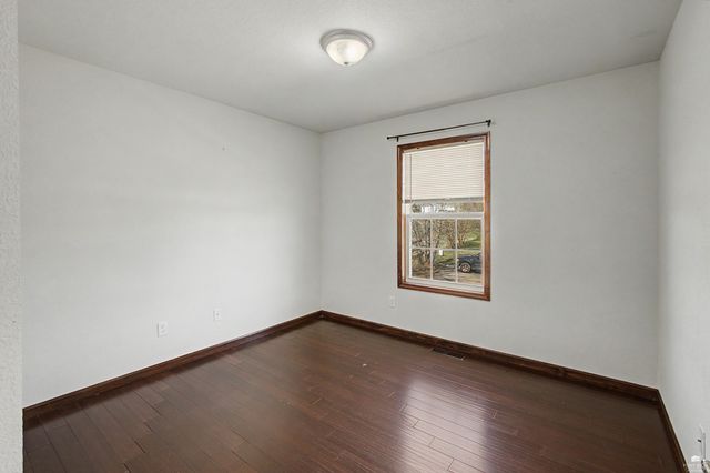 3111 Oakwood Drive, Junction City, KS 66441