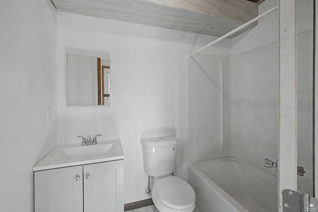 3111 Oakwood Drive, Junction City, KS 66441