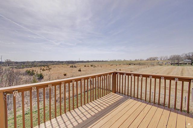 3111 Oakwood Drive, Junction City, KS 66441