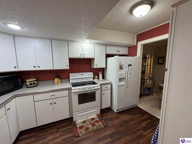 107 Freeman Green Drive, Elizabethtown, KY 42701