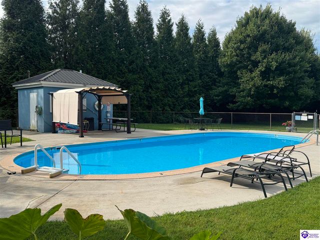 107 Freeman Green Drive, Elizabethtown, KY 42701