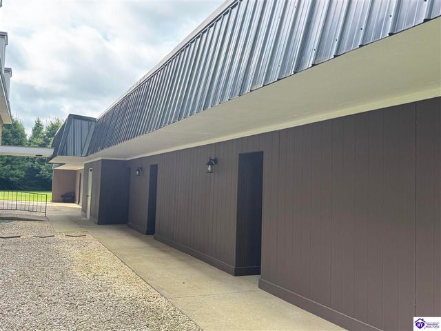 107 Freeman Green Drive, Elizabethtown, KY 42701