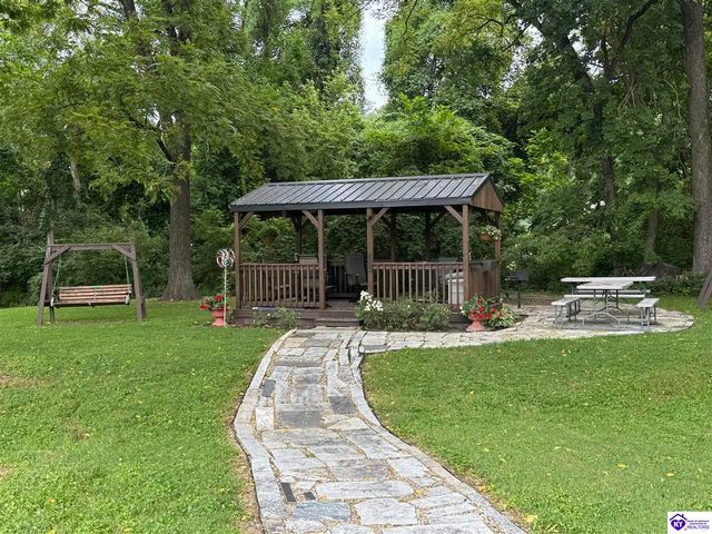 107 Freeman Green Drive, Elizabethtown, KY 42701