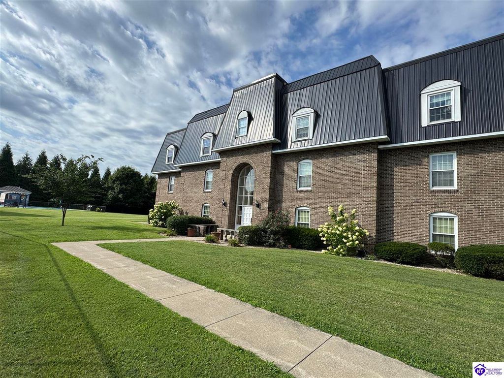 107 Freeman Green Drive, Elizabethtown, KY 42701