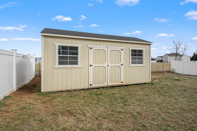 5571 Compass Way, Christiana, TN 37037