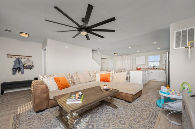 5571 Compass Way, Christiana, TN 37037