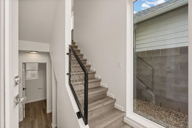 233 Stover Avenue SW, Albuquerque, NM 87102