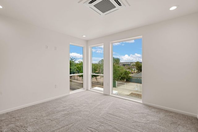 233 Stover Avenue SW, Albuquerque, NM 87102