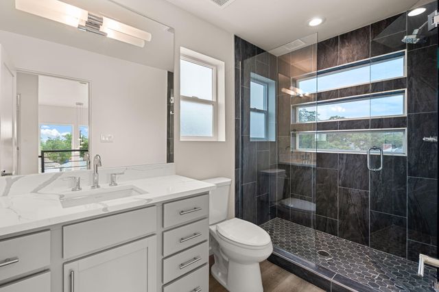 233 Stover Avenue SW, Albuquerque, NM 87102