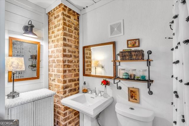 690 Japonica Drive, Midway, GA 31320