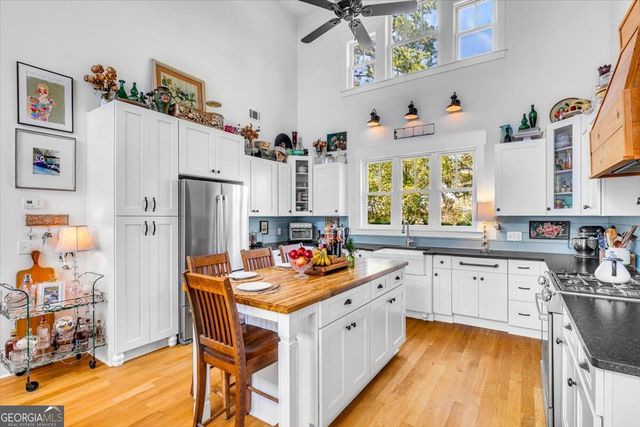 690 Japonica Drive, Midway, GA 31320