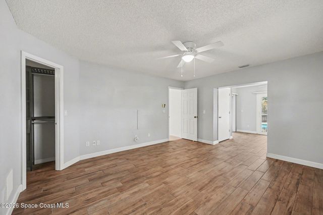 742 Penguin Avenue NE, Palm Bay, FL 32907