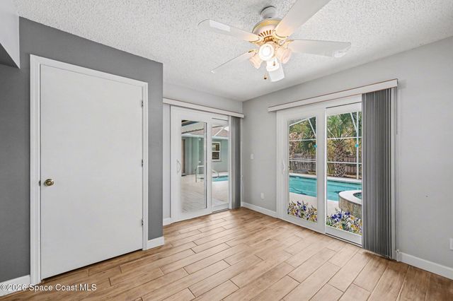 742 Penguin Avenue NE, Palm Bay, FL 32907