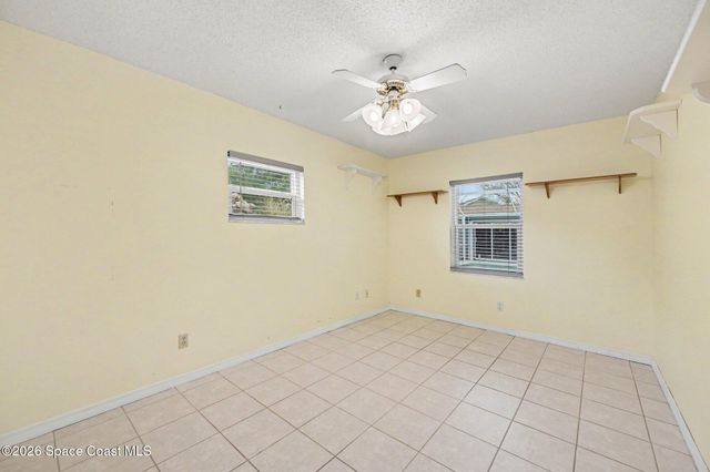 742 Penguin Avenue NE, Palm Bay, FL 32907