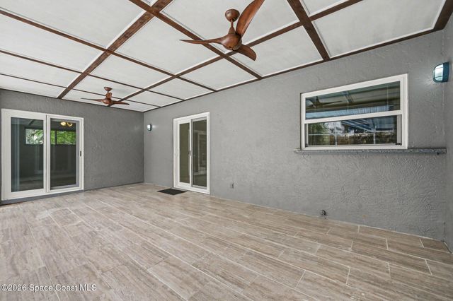 742 Penguin Avenue NE, Palm Bay, FL 32907