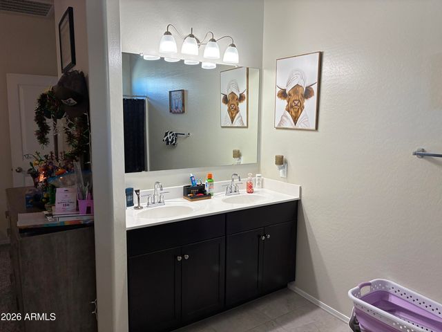 24588 W RAYMOND Street, Buckeye, AZ 85326