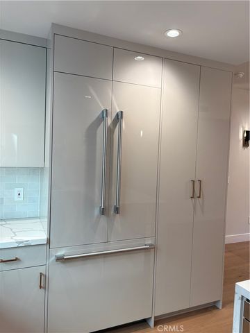 10612 W Kareen Court, North Hollywood, CA 91602