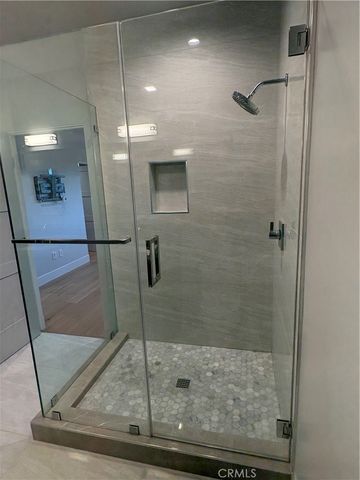 10612 W Kareen Court, North Hollywood, CA 91602