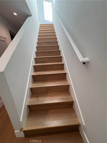 10612 W Kareen Court, North Hollywood, CA 91602