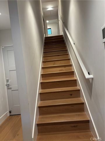 10612 W Kareen Court, North Hollywood, CA 91602