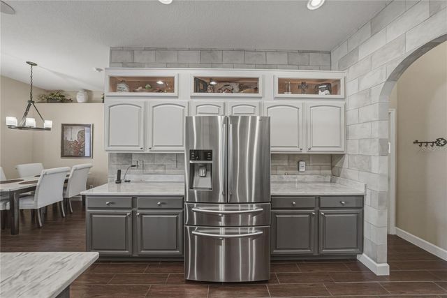 1035 LEGENDS PASS DRIVE, Valrico, FL 33594