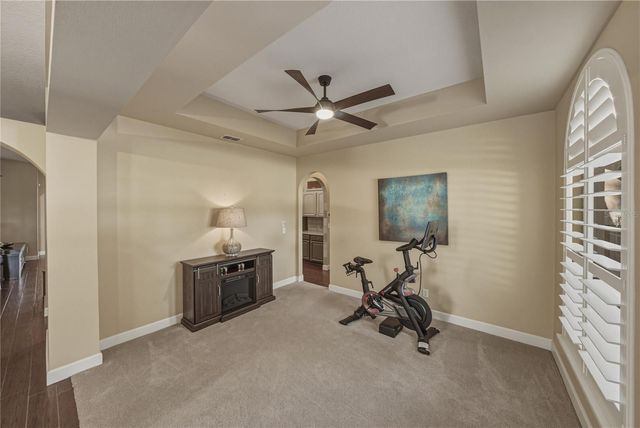 1035 LEGENDS PASS DRIVE, Valrico, FL 33594
