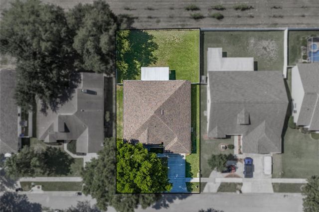 1035 LEGENDS PASS DRIVE, Valrico, FL 33594