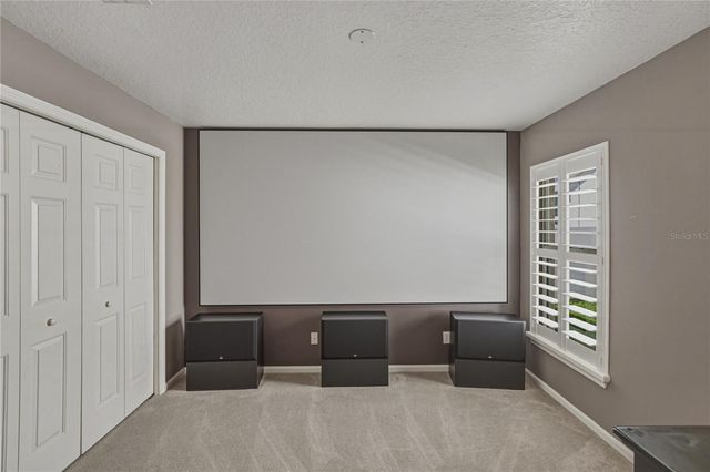 1035 LEGENDS PASS DRIVE, Valrico, FL 33594