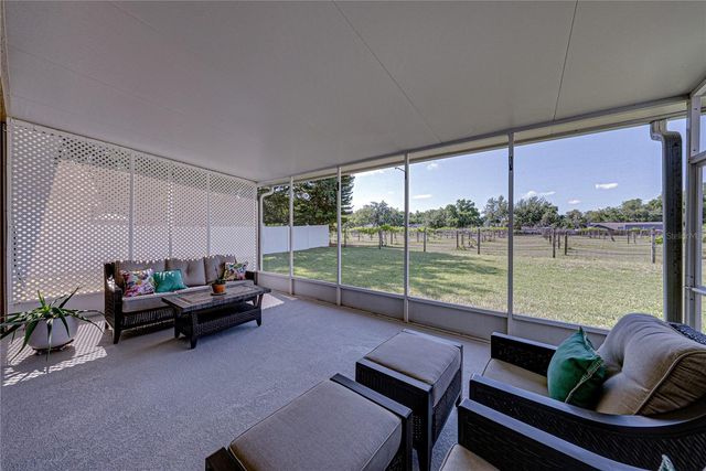 1035 LEGENDS PASS DRIVE, Valrico, FL 33594