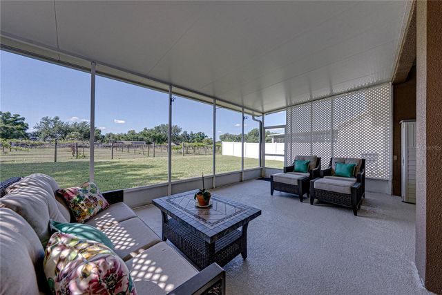 1035 LEGENDS PASS DRIVE, Valrico, FL 33594