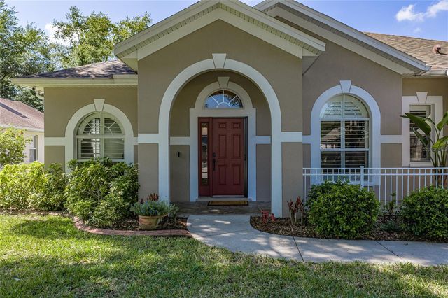 1035 LEGENDS PASS DRIVE, Valrico, FL 33594