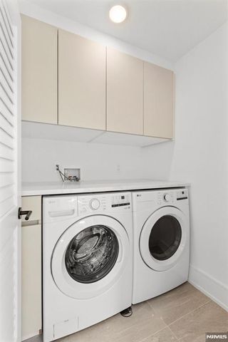 36 Hampshire Hill Road, Upper Saddle River, NJ 07458