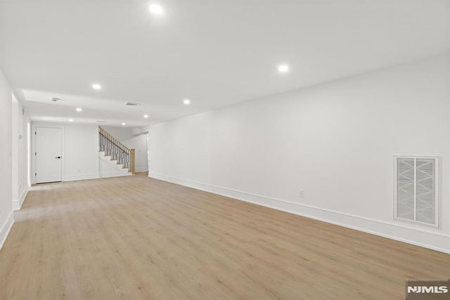 36 Hampshire Hill Road, Upper Saddle River, NJ 07458